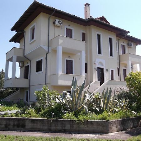 Villa Christina Amaliapoli Bilik gambar